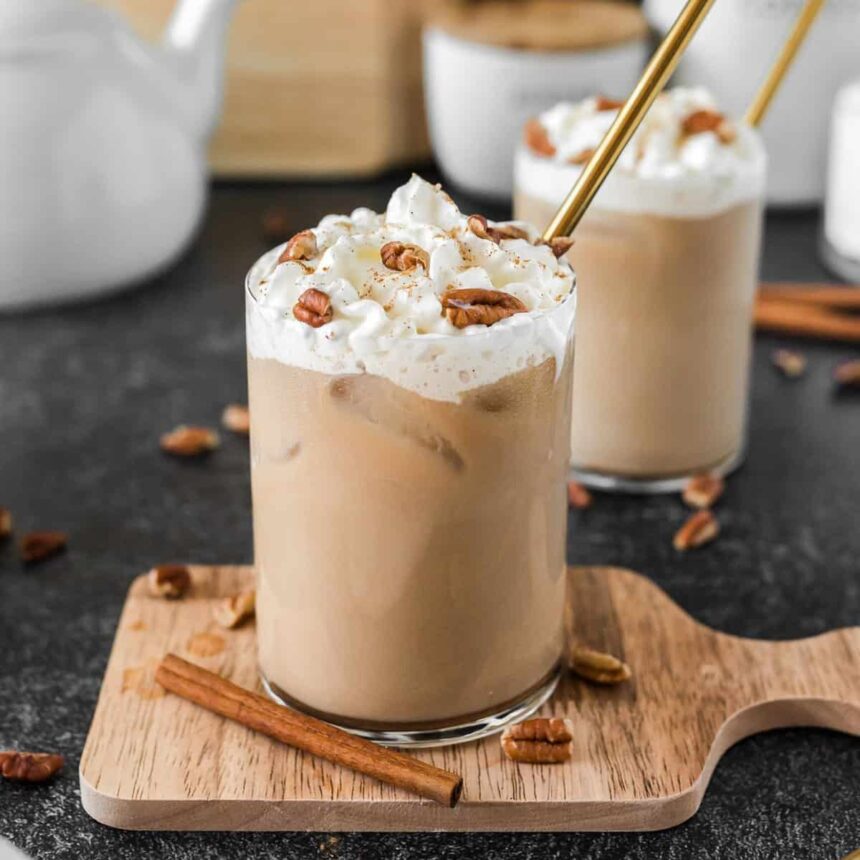 Latte de Sirop d'Érable aux Noix de Pécan (Glacé ou Chaud !)