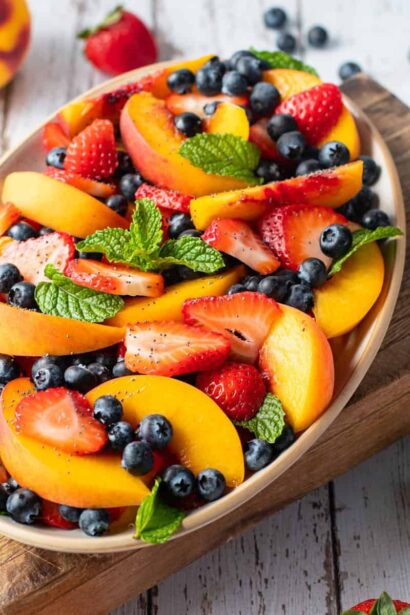 Salade de Fruits Raîfraîchissante, Vinaigrette au Pavot