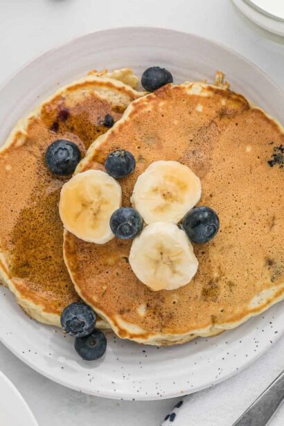 Pancakes banane-myrtille