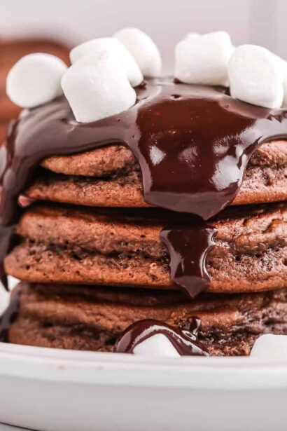Pancakes au Chocolat Chaud avec Ganache