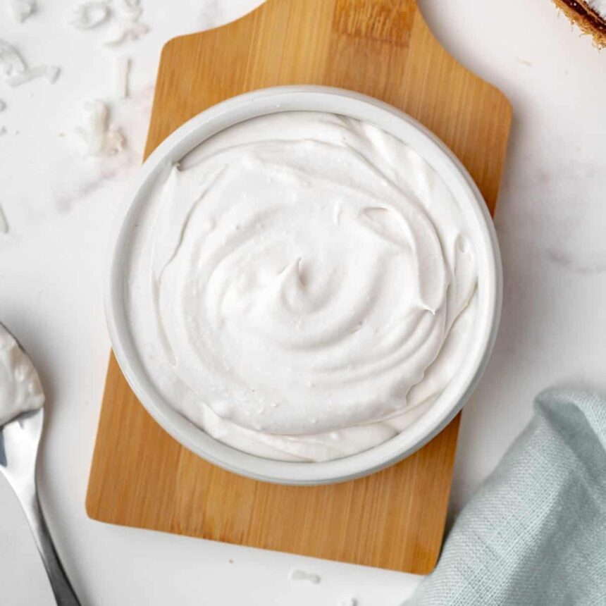 Crème fouettée à la noix de coco