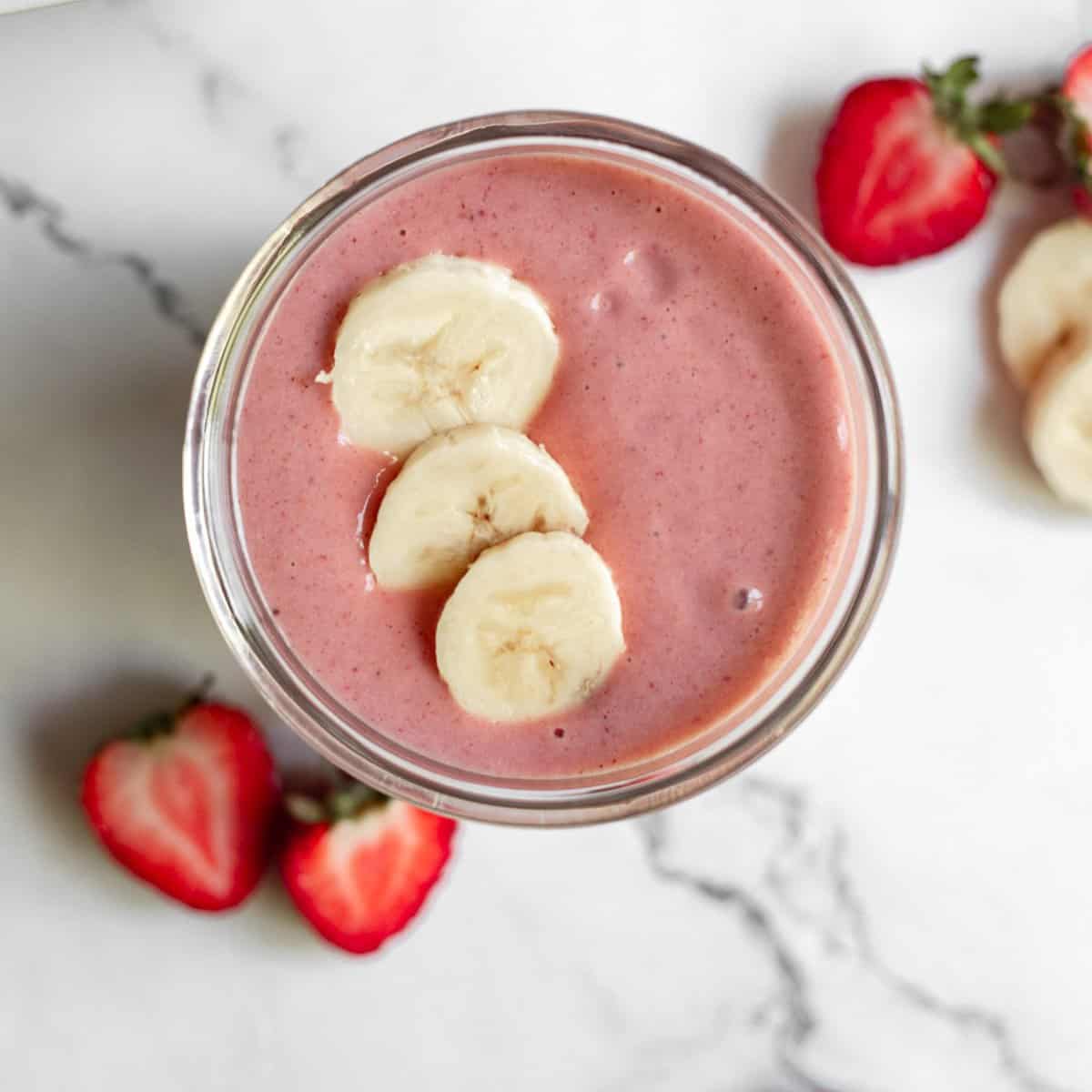 Smoothie Fraise, Banane et Beurre de Cacahuète façon Pancake