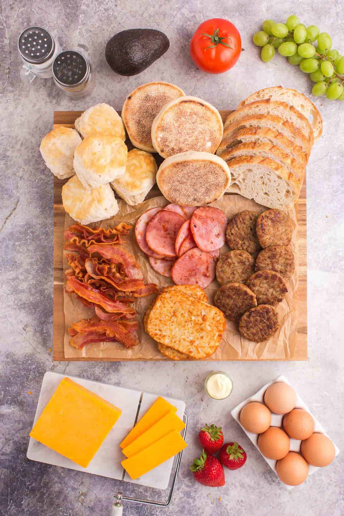 Plateau de petit-déjeuner encore à assembler.