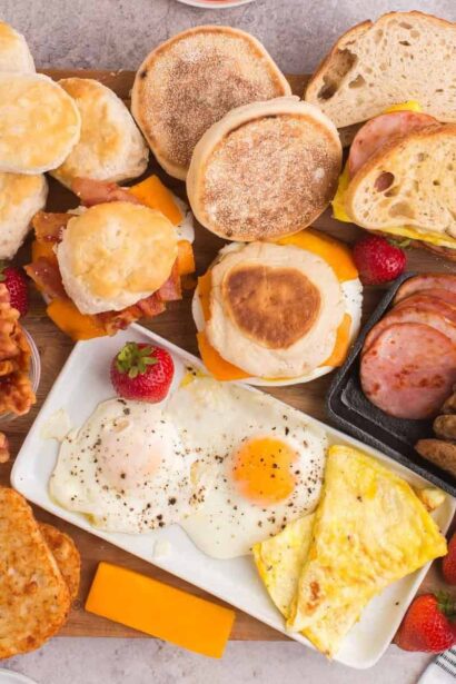 Plateau de Sandwiches aux Œufs Épique