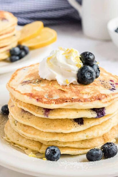 Pancakes citron-myrtilles et ricotta
