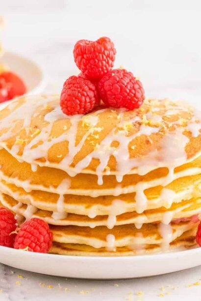 Pancakes moelleux au citron et aux framboises