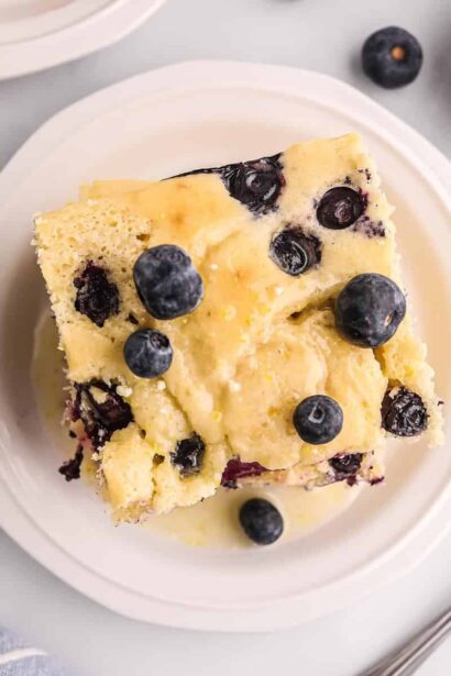 Pancakes citron-myrtilles à la plaque, un vrai jeu d’enfant !