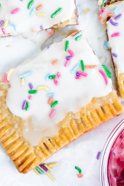Pancake Pop-Tart Géant avec Glaçage