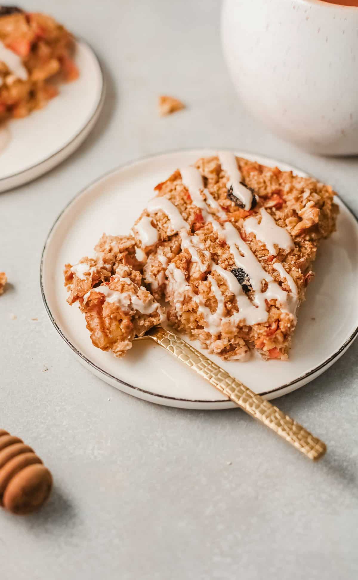 Tranche de porridge de carottes façon gâteau.